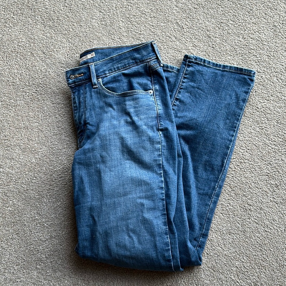 Levi’s classic straight leg jeans 30 x 32 L